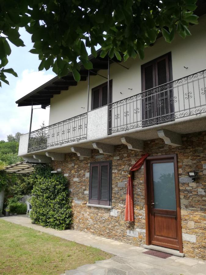 Casale Cadeloro Vila Nebbiuno Exterior foto