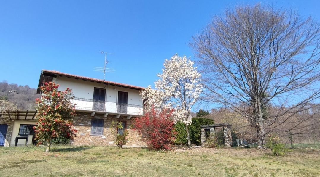 Casale Cadeloro Vila Nebbiuno Quarto foto