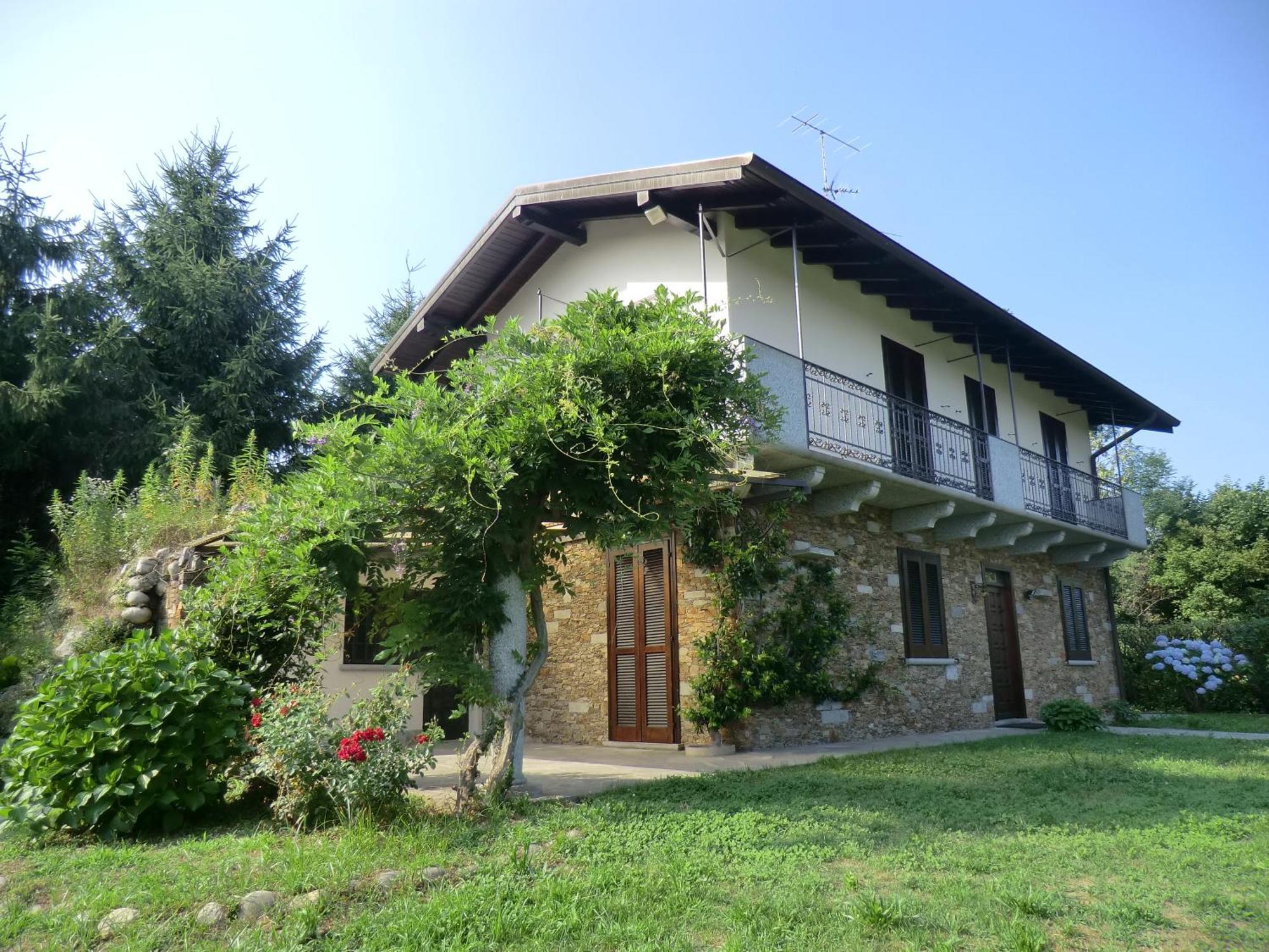 Casale Cadeloro Vila Nebbiuno Exterior foto