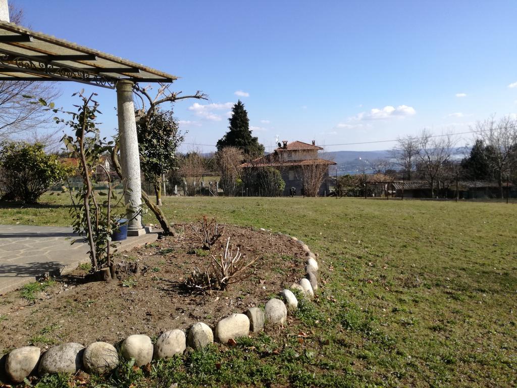 Casale Cadeloro Vila Nebbiuno Exterior foto